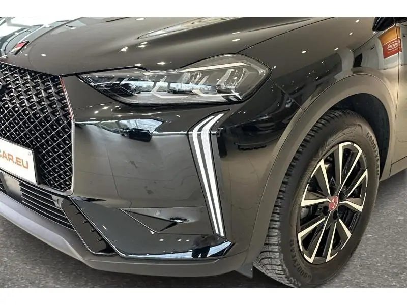 Occasion DS Automobiles DS 3 Crossback Performance Line - GPS - HUD BLACK 32