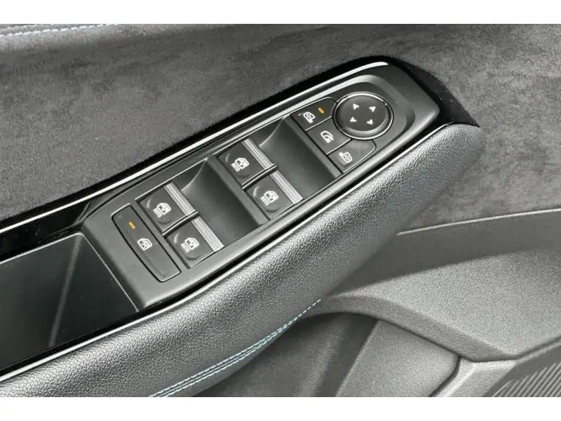 Occasion Renault Austral Techno Esprit Alpine HYBRID 201 PK BLACK 17
