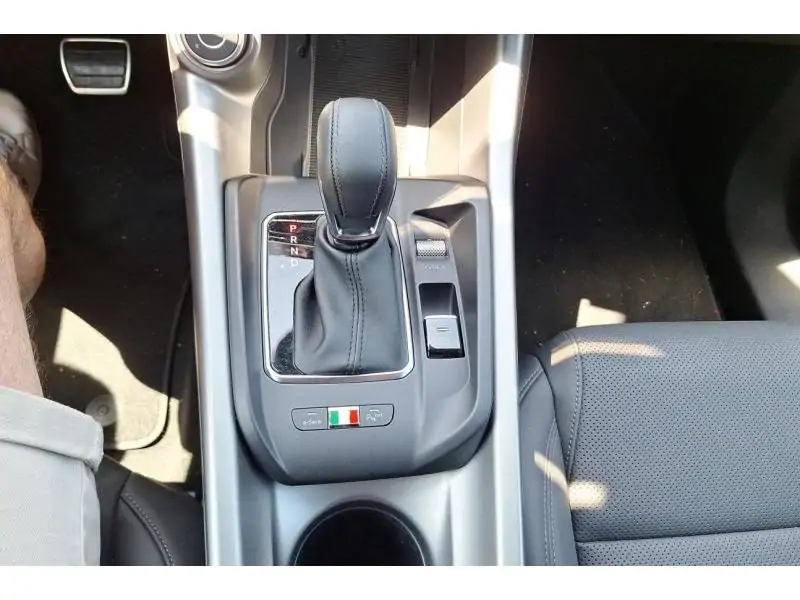 VEHICLE__CONDITION_SERVICE Alfa Romeo Tonale SPRINT PHEV 190 WHITE 16