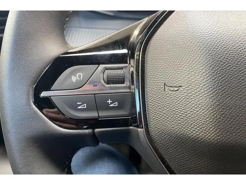 Occasion Peugeot 2008 Allure RED 24