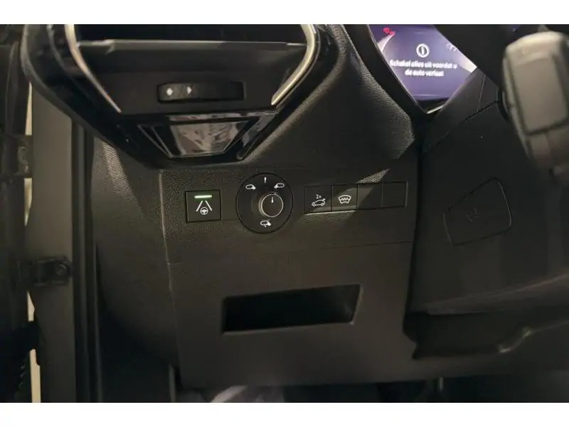 VEHICLE__CONDITION_SERVICE DS Automobiles DS 7 BLUEHDI 130 AUTOMATIC ETOILE GREY 22