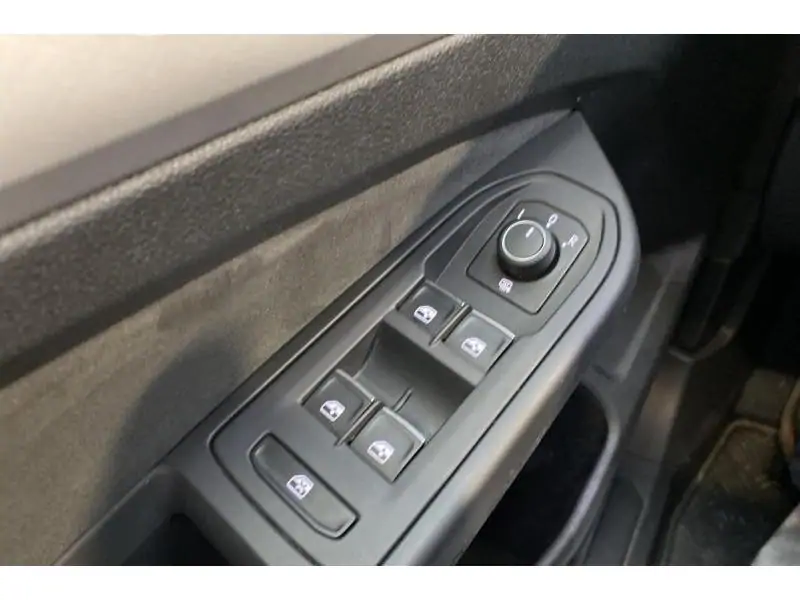 Occasion Volkswagen Golf VIII Life 1.0 TSI DSG GREY 17