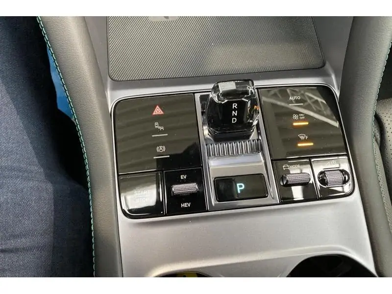 Occasion BYD Seal U DM-I DM-i 218 PHEV BOOST 2WD BLACK 16