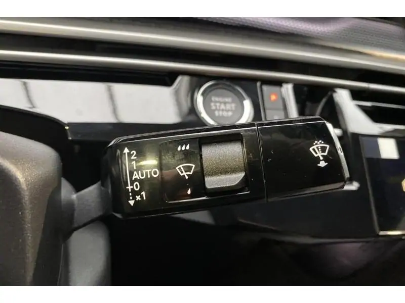 Occasion Peugeot 3008 NEW GT HYBRID GREY 25