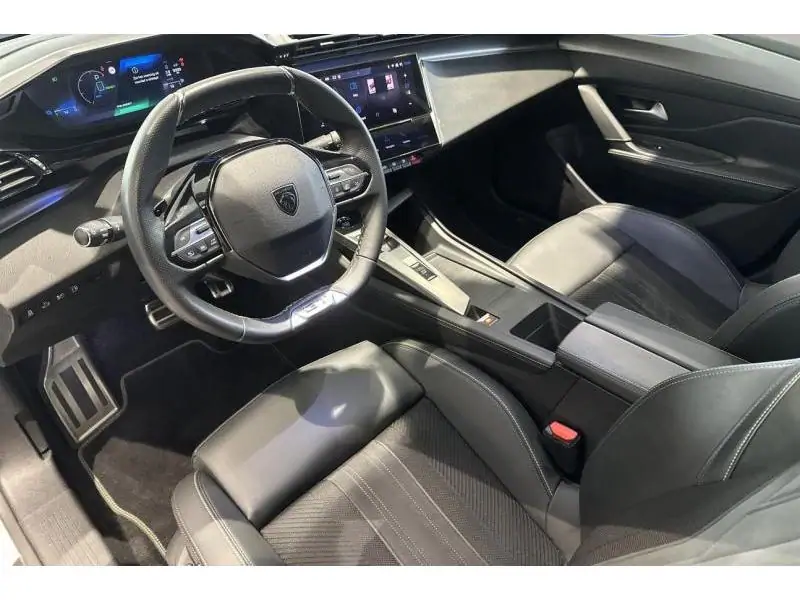 Occasion Peugeot 308 SW GT Pack 1.6 Hybrid - Pano - 360° WHITE 9