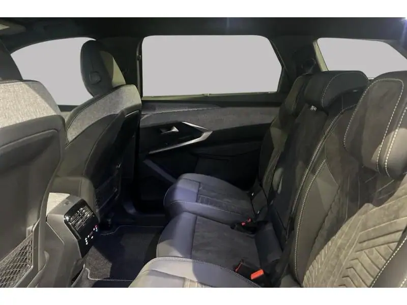 VEHICLE__CONDITION_SERVICE Peugeot 5008 e-5008 GT 7-pl BLUE 18
