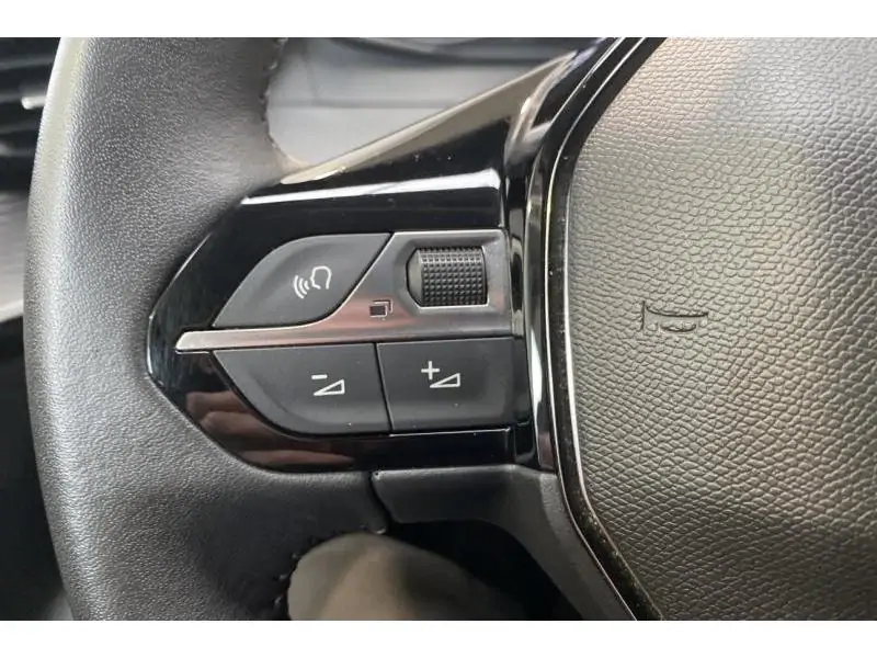 Occasion Peugeot 208 Allure WHITE 21