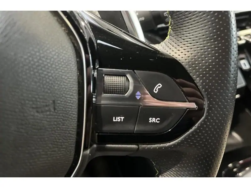 Occasion Peugeot 208 II & e- GT Line RED 21