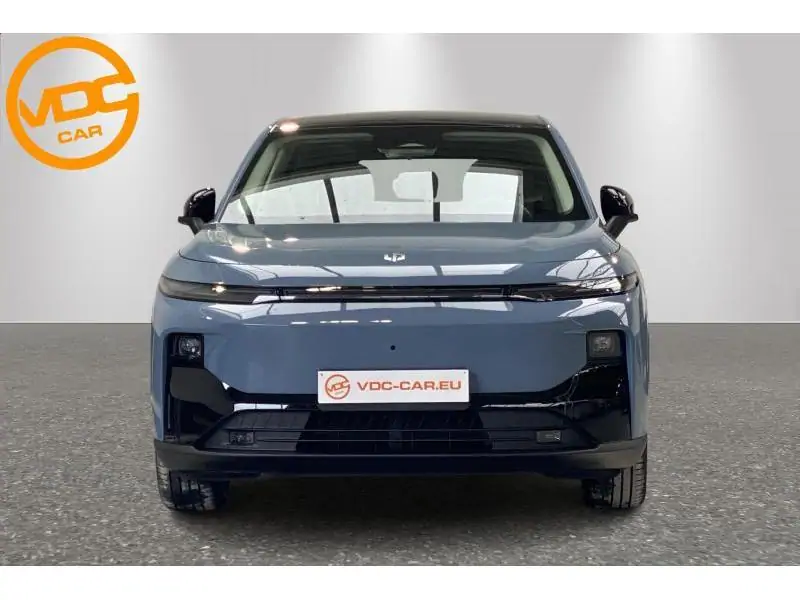 VEHICLE__CONDITION_SERVICE Leapmotor B10 DESIGN BLUE 5