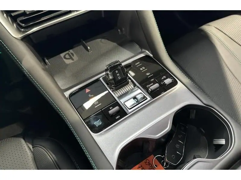 VEHICLE__CONDITION_SERVICE BYD Seal U DM-I BOOST BLACK 16