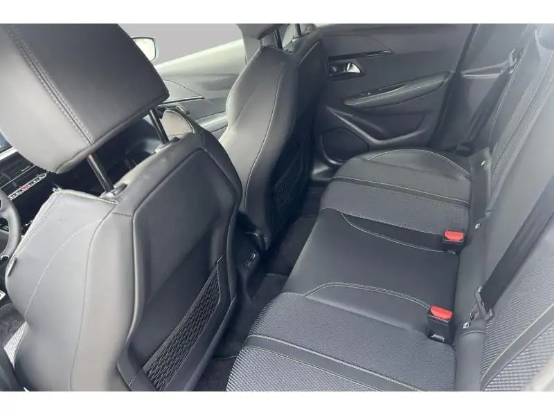 VEHICLE__CONDITION_SERVICE Peugeot 208 GT WHITE 18