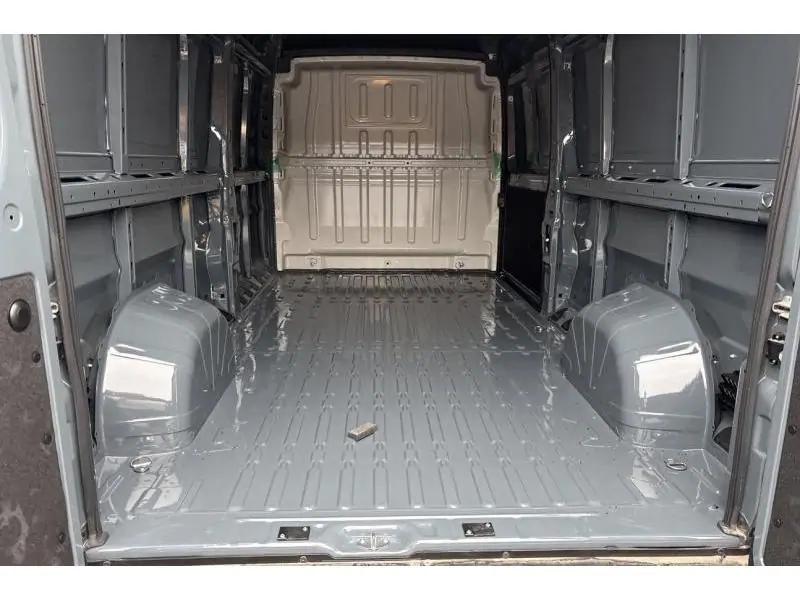 VEHICLE__CONDITION_SERVICE Opel Movano FOURGON L3H2 GREY 19