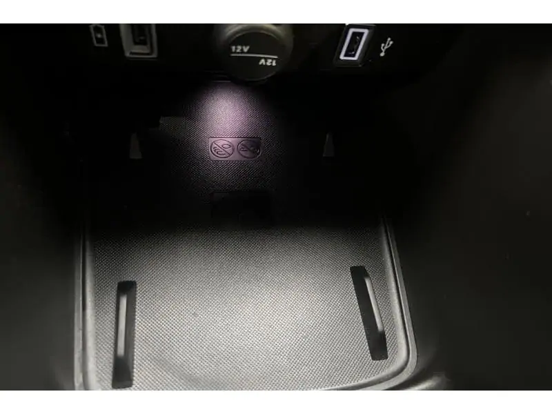 VEHICLE__CONDITION_SERVICE Abarth 600e scorpionissima PURPLE 29