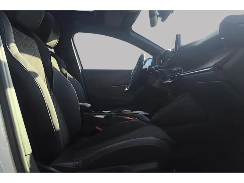 VEHICLE__CONDITION_SERVICE Peugeot 208 II and e- GT Line WHITE 8