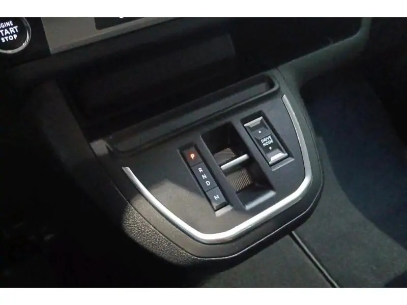 VEHICLE__CONDITION_SERVICE Peugeot Traveller LONG Business VIP Full Option BLACK 16