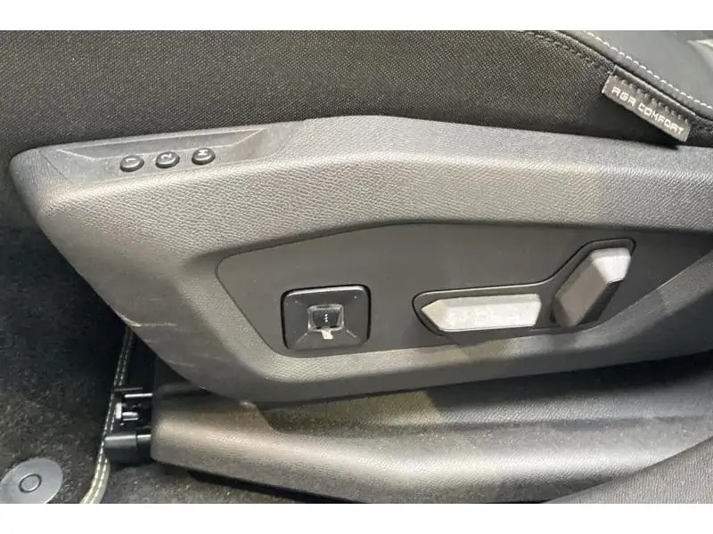 VEHICLE__CONDITION_SERVICE Peugeot 5008 GT GREY 22