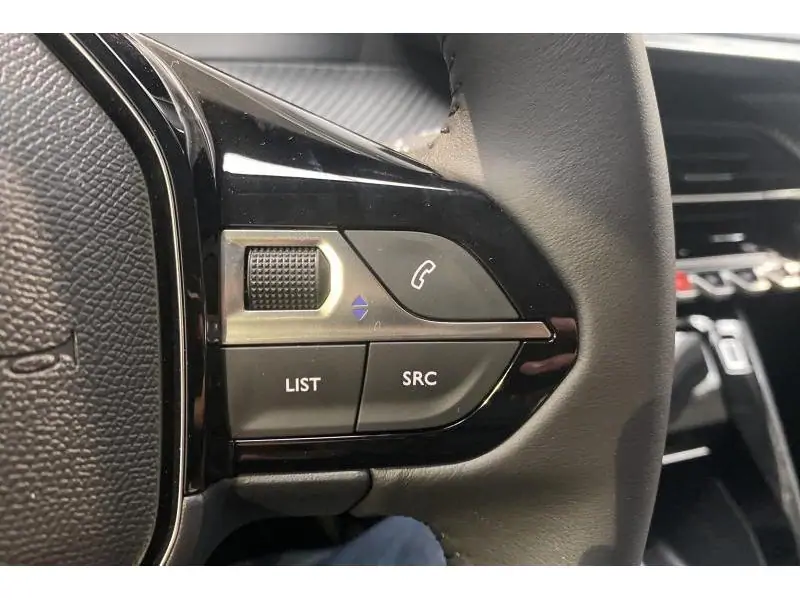 VEHICLE__CONDITION_SERVICE Peugeot 208 ENVY*Véh. de Direction! BLACK 22