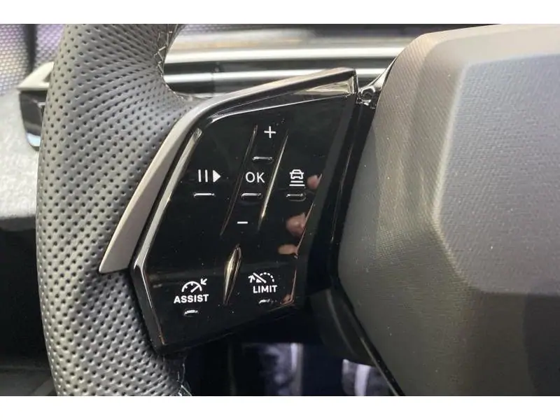 VEHICLE__CONDITION_SERVICE Peugeot 3008 GT GREY 24