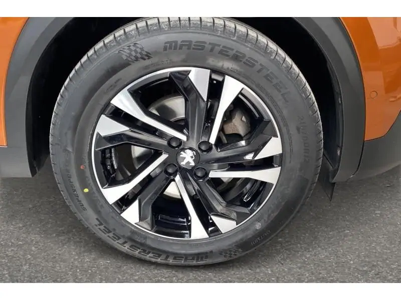 Occasion Peugeot 2008 GT* GPS Caméra et Attelage! ORANGE 22