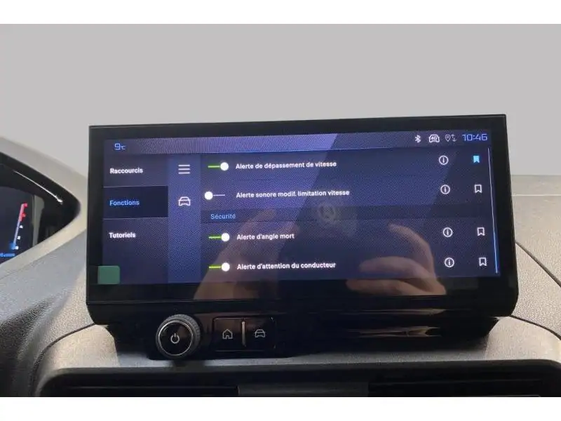 VEHICLE__CONDITION_SERVICE Peugeot Partner ST LIGHT WHITE 32