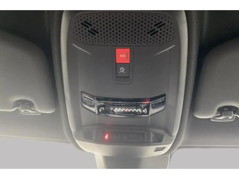 VEHICLE__CONDITION_SERVICE Peugeot 208 GT * Visio Park & CarPlay WHITE 37