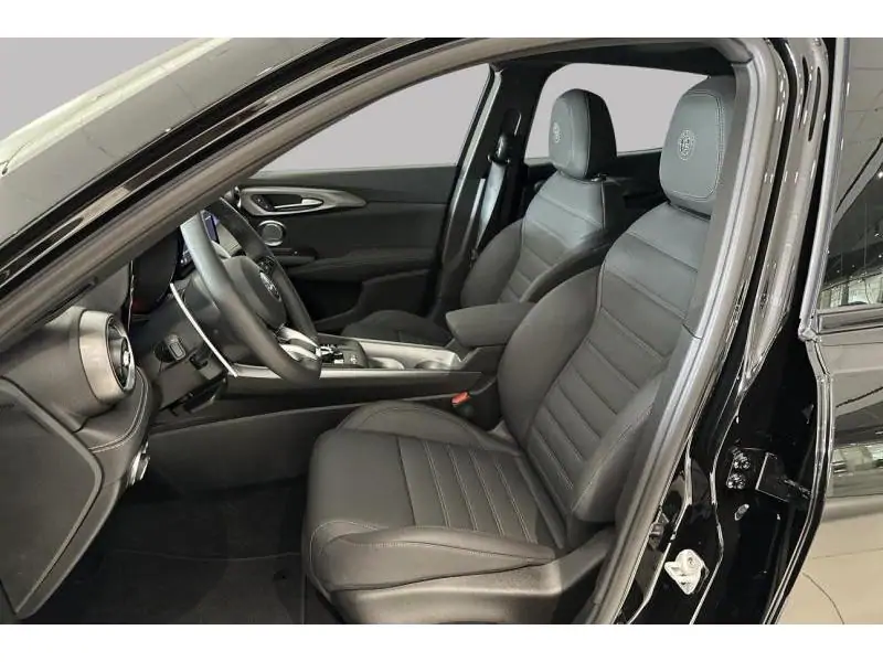 VEHICLE__CONDITION_SERVICE Alfa Romeo Tonale Ibrida Hybrid 160 Sprint BLACK 10