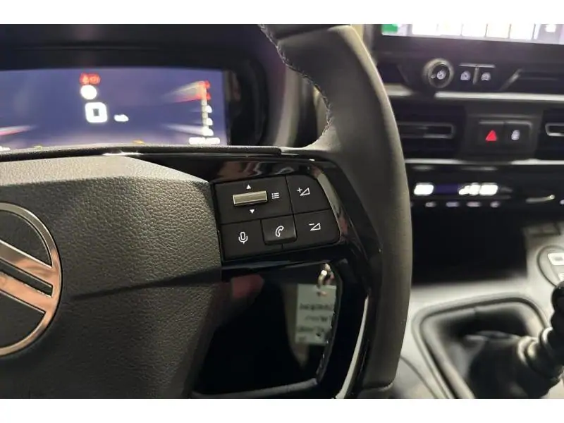 VEHICLE__CONDITION_SERVICE Citroen Berlingo Turbo 110 5pl PLUS BLUE 25