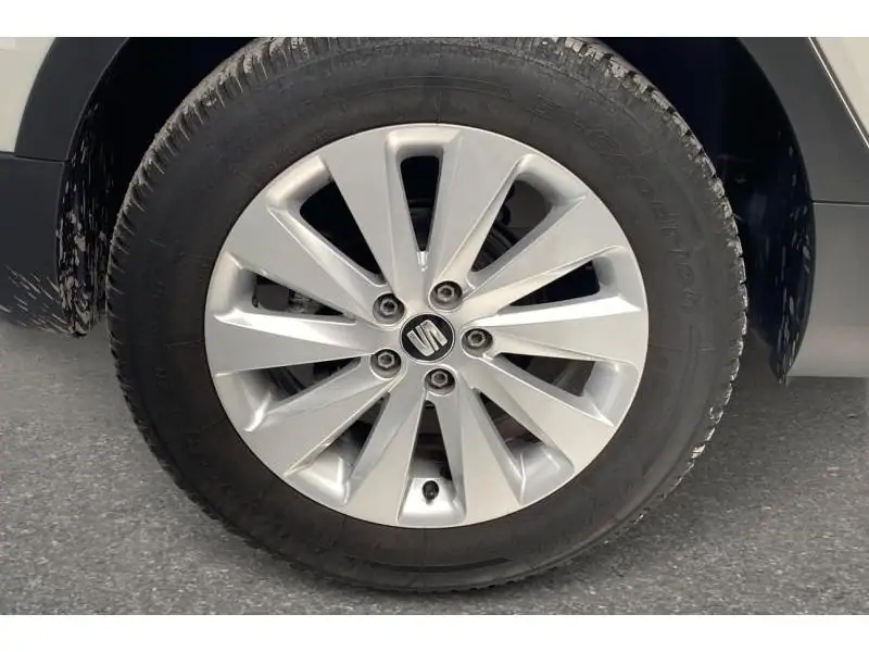 Occasion Seat Arona Style* GPS Détecteurs obs. WHITE 23