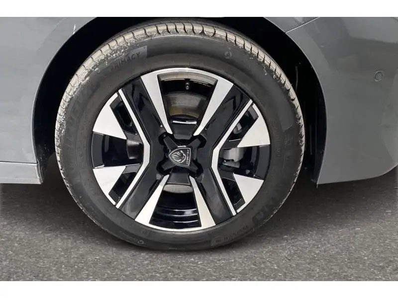 VEHICLE__CONDITION_SERVICE Peugeot 208 ALLURE GREY 22
