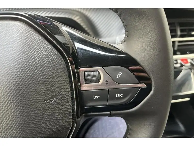 VEHICLE__CONDITION_SERVICE Peugeot 208 ENVY YELLOW 22