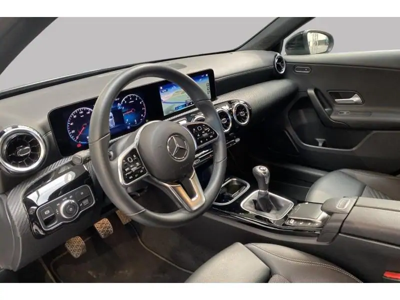 Occasion Mercedes-Benz A 180 Classe A* NAVI Caméra BLACK 9