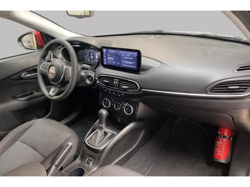 Occasion Fiat Tipo Station Wagon Mhev RED Auto BLACK 2