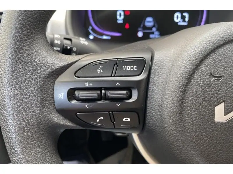 Occasion Kia Stonic Berline MANUAL GREY 25
