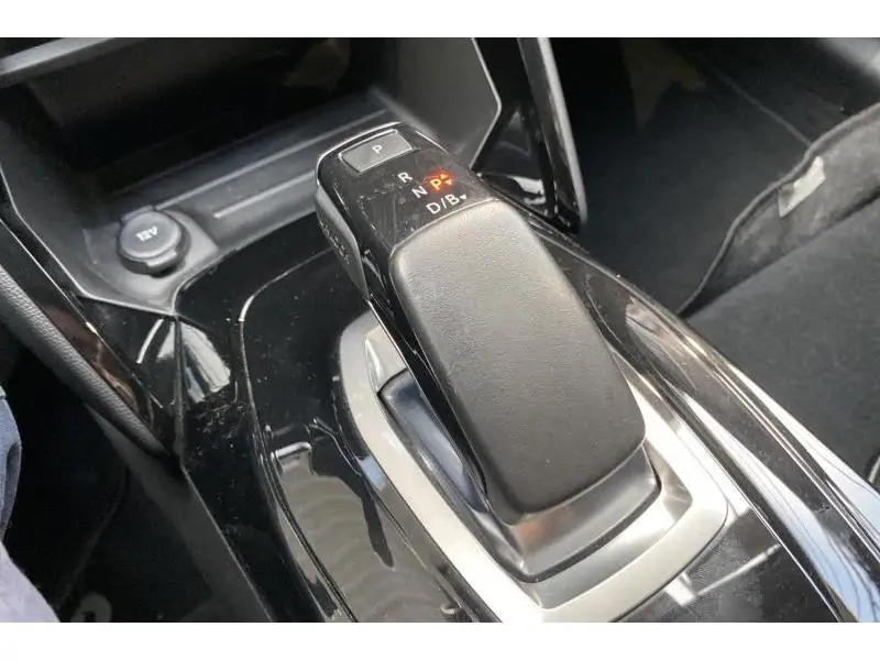 Occasion Peugeot 208 Active* GPS Détecteurs arr. GREY 16