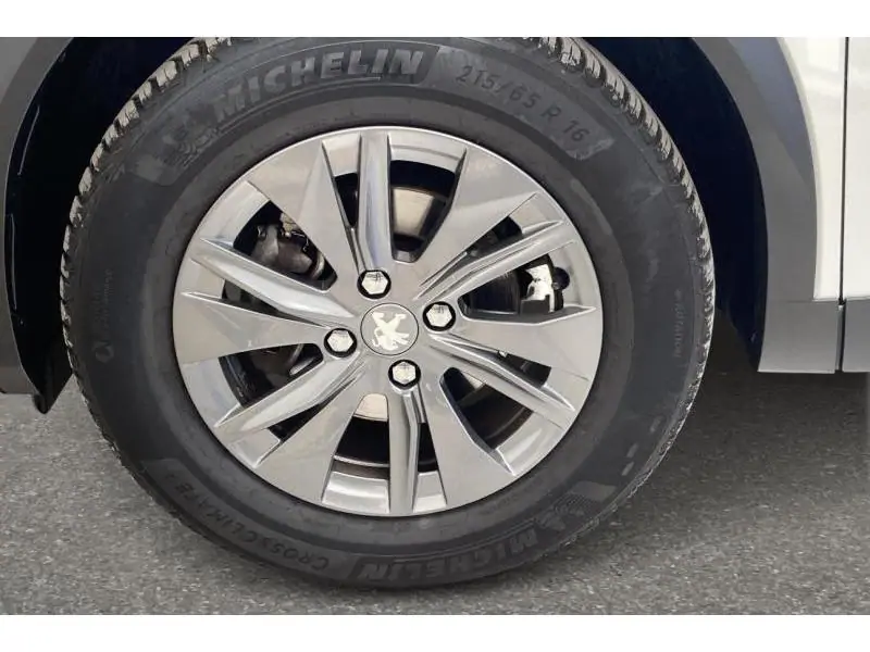 Occasion Peugeot 2008 Style WHITE 21