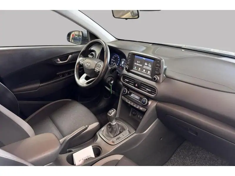 Occasion Hyundai Kona SUV MANUAL GREY 2
