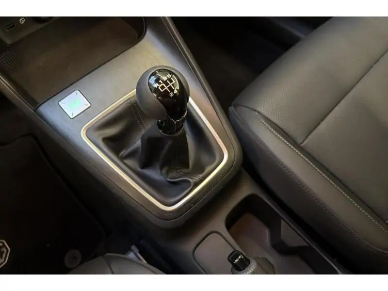 Occasion MG ZS Comfort GREY 16