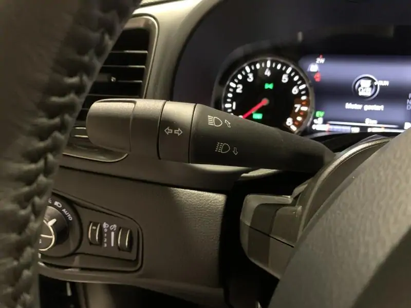 Occasion Jeep Renegade Limited e-Hybrid MHEV GREY 12
