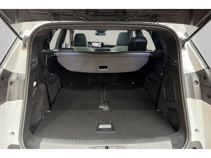 VEHICLE__CONDITION_SERVICE Peugeot 5008 III & e- Allure WHITE 19