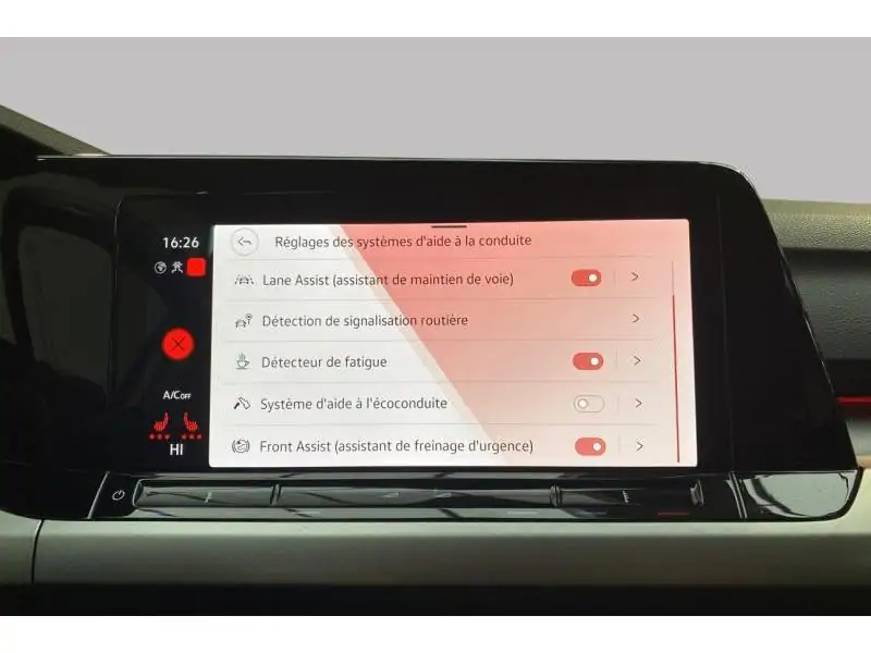 Occasion Volkswagen Golf VIII Life 1.0 TSI DSG GREY 32