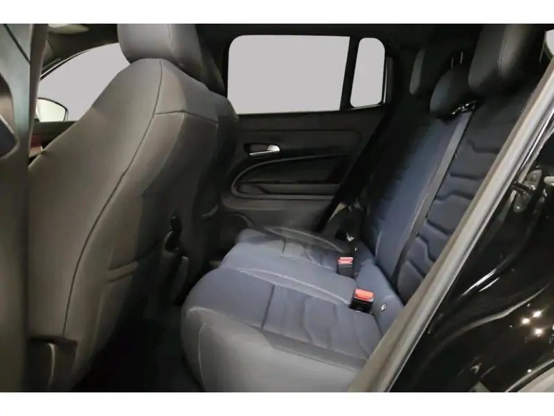 VEHICLE__CONDITION_SERVICE Jeep Avenger Altitude - 4X2- 1.2L 110hp e-Hybrid e-DCT6 BLACK 18