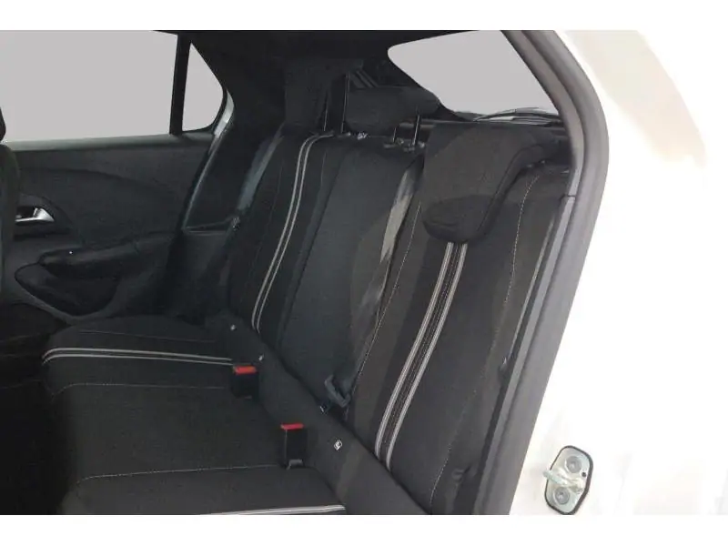 Occasion Opel Corsa GS WHITE 26