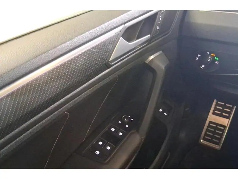 Occasion Volkswagen Tiguan III R Line 1.4 Plug in BLUE 17