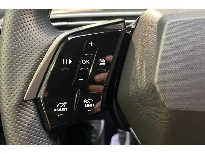 Occasion Peugeot 3008 NEW GT HYBRID GREY 22