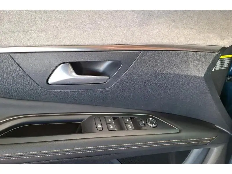 Occasion Peugeot 3008 GT Demo 3 km + trekhaak BLUE 17