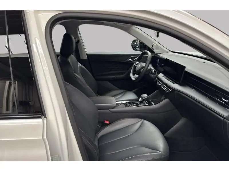 Démo MG EHS luxury phev WHITE 8
