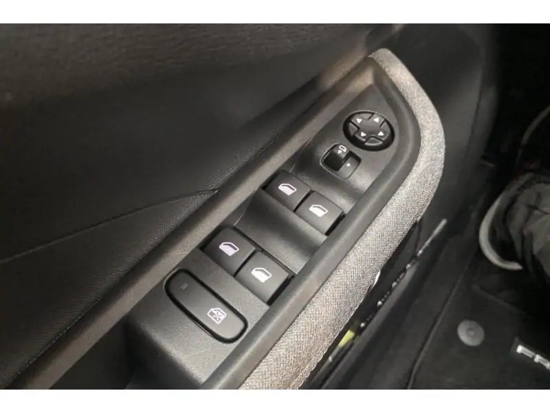 VEHICLE__CONDITION_SERVICE Opel Frontera GS*dispo 03/2026 WHITE 17