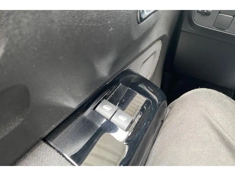 Occasion Citroen C3 MAX 110 pk GREY 17