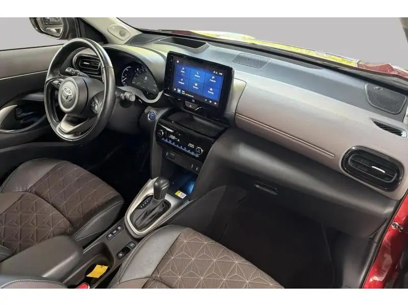 Occasion Toyota Yaris Cross Cross HYBRID RED 2