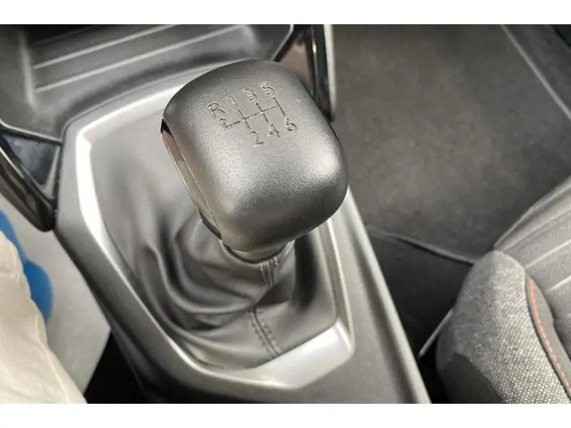 Occasion Peugeot 2008 Active Pack* GPS Détecteurs arr. GREY 16